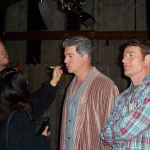 Gregory Jbara on the set of 'New Neighbours' (2.13)
