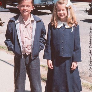 Frankie Muniz with Hallee Hirsh on the set of 'What the Deaf Man Heard'