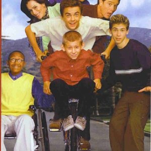 Holiday Greetings from the Malcolm in the Middle cast