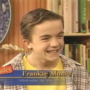 Frankie Muniz chats and cooks on the Ainsley Harriott Show
