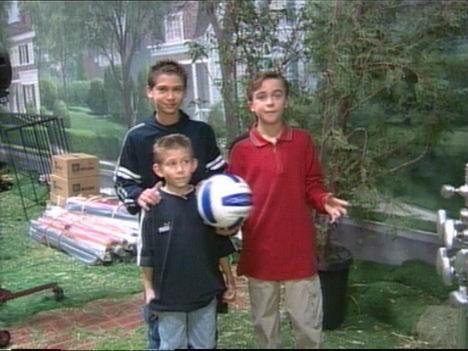 Erik, Justin and Frankie, AOL Entertainment set visit (2000)