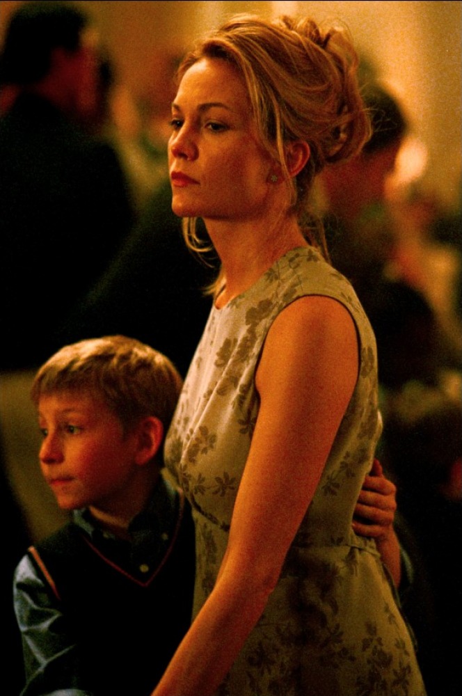 Erik Per Sullivan with Diane Lane in 'Unfaithful' (2002)