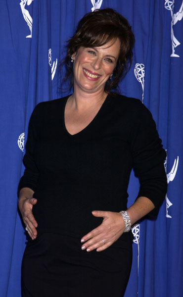 Jane Kaczmarek presents the 2002 Creative Emmy Awards