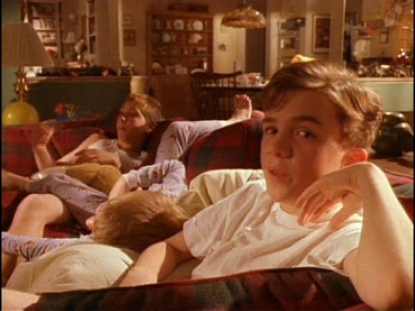 1x01 The Pilot Screen Capture Malcolm In The Middle Gallery Photos 